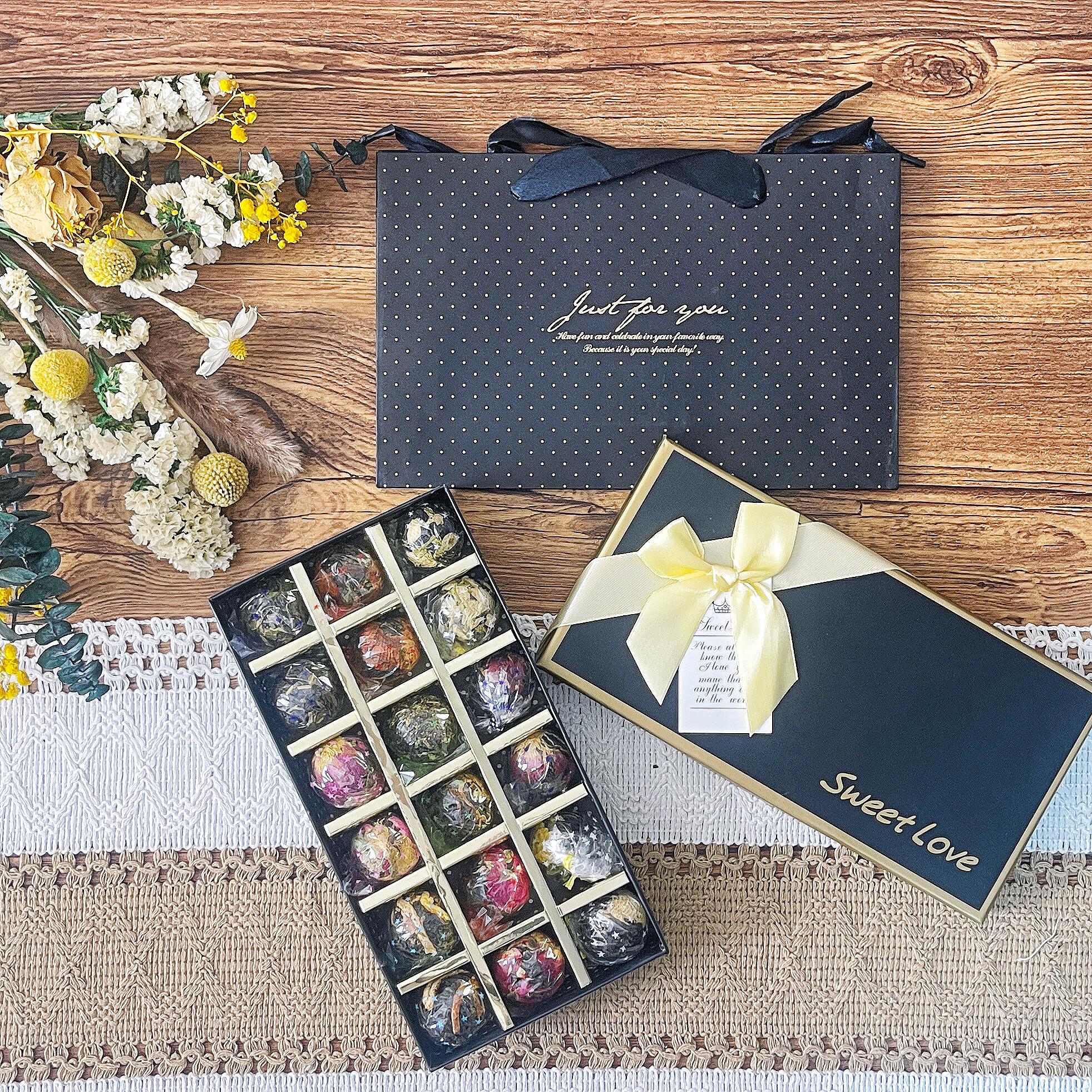 11-Flavor Artisan Blooming Tea Gift Set - 18 Hand-Tied Flower Tea Balls, Luxury Loose Leaf Black Tea, Wedding Favors, Birthday Present